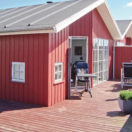 Holiday home Gorgeous In Hvide Sande With Kitchen